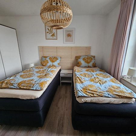 Ferienhaus In Der Eifel Naehe Burg Satzvey, Phantasialand, Eifelwanderwege Mechernich Esterno foto