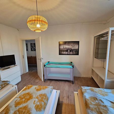 Ferienhaus In Der Eifel Naehe Burg Satzvey, Phantasialand, Eifelwanderwege Mechernich Esterno foto